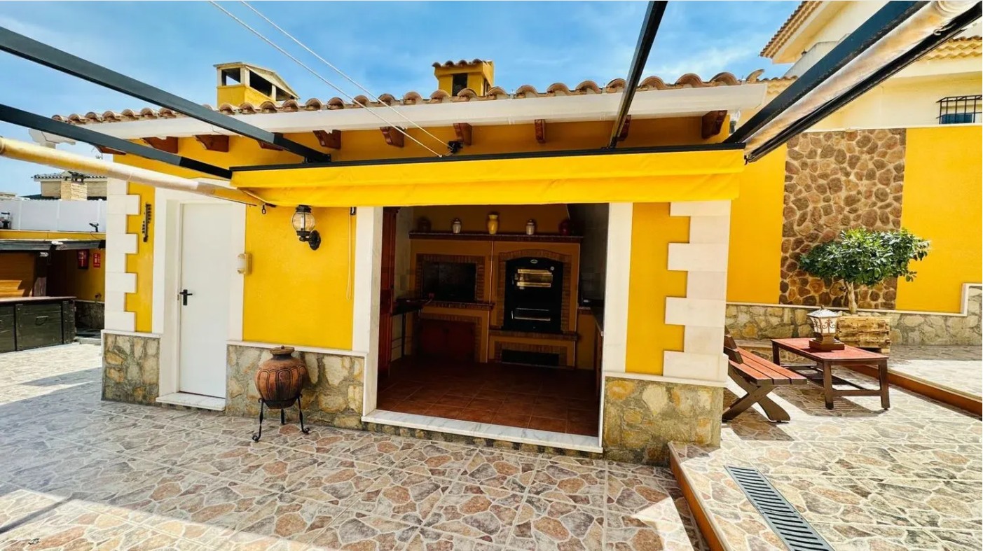 17540342925-6.jpg Country house with 5 bedrooms and 4 bathrooms in MONTEPINAR | Ref: SCH-5246