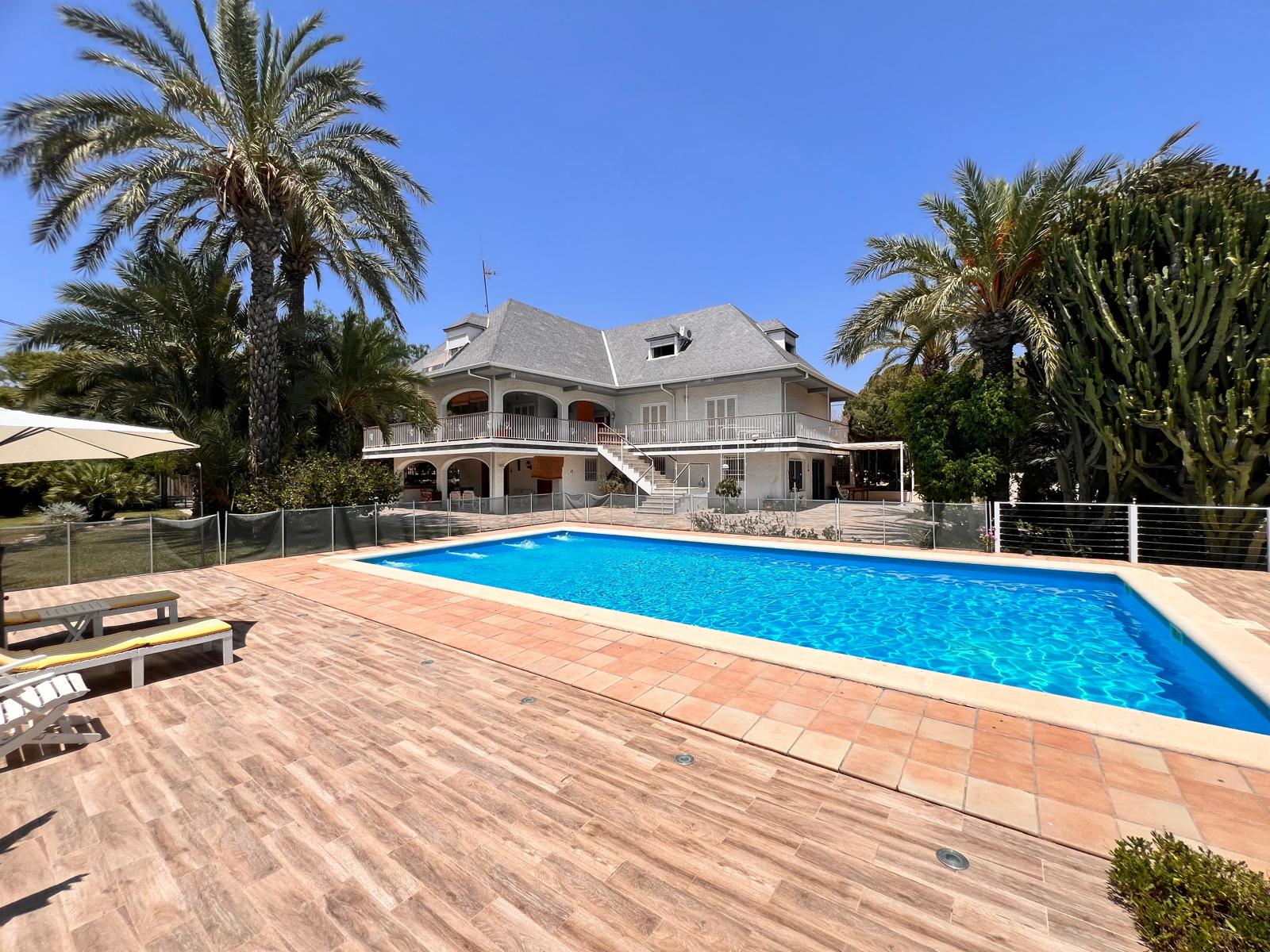 17540391412-3.jpg Country house with 8 bedrooms and 4 bathrooms in ELCHE | Ref: SCH-5250