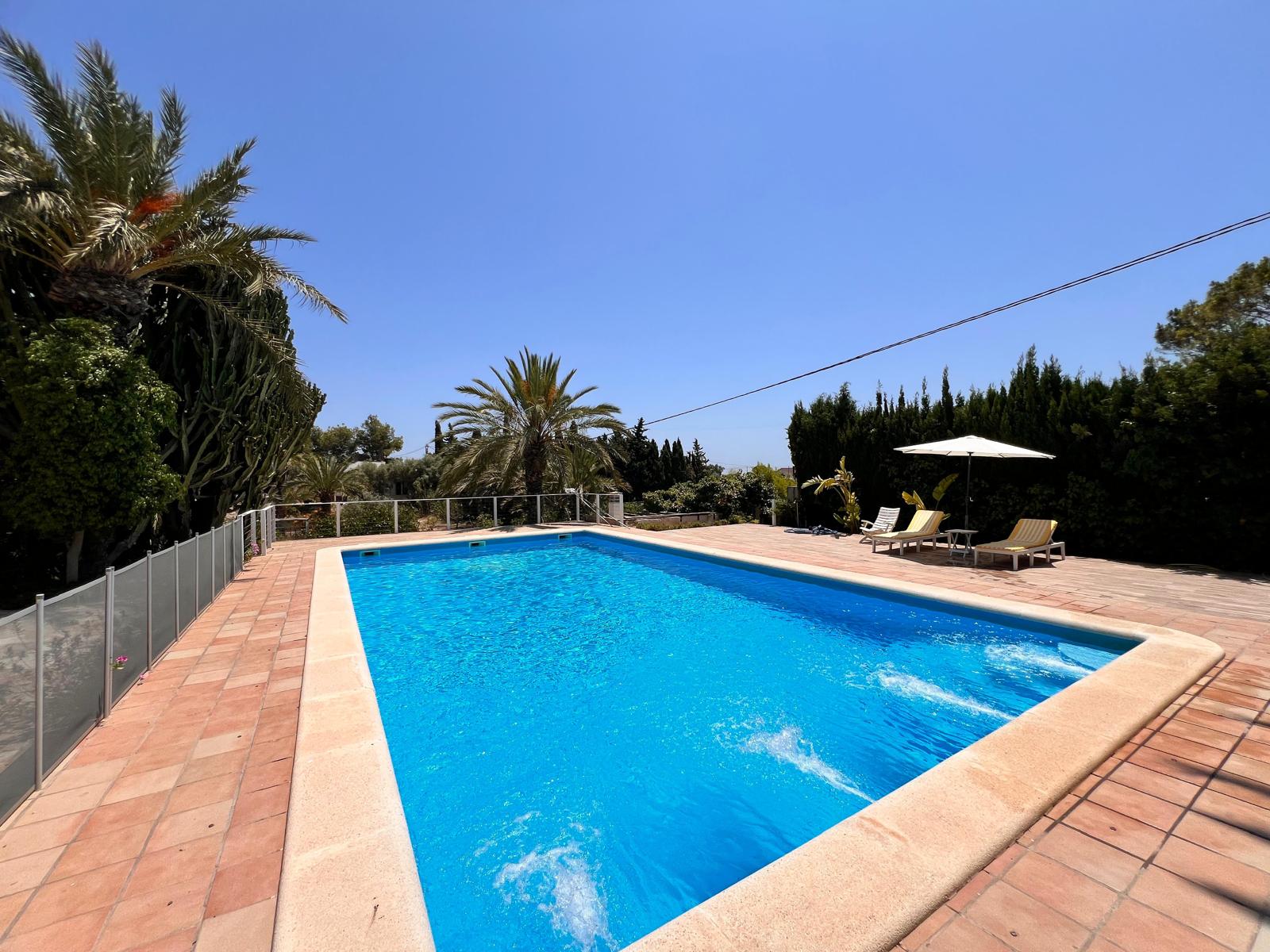 17540391417-8.jpg Country house with 8 bedrooms and 4 bathrooms in ELCHE | Ref: SCH-5250
