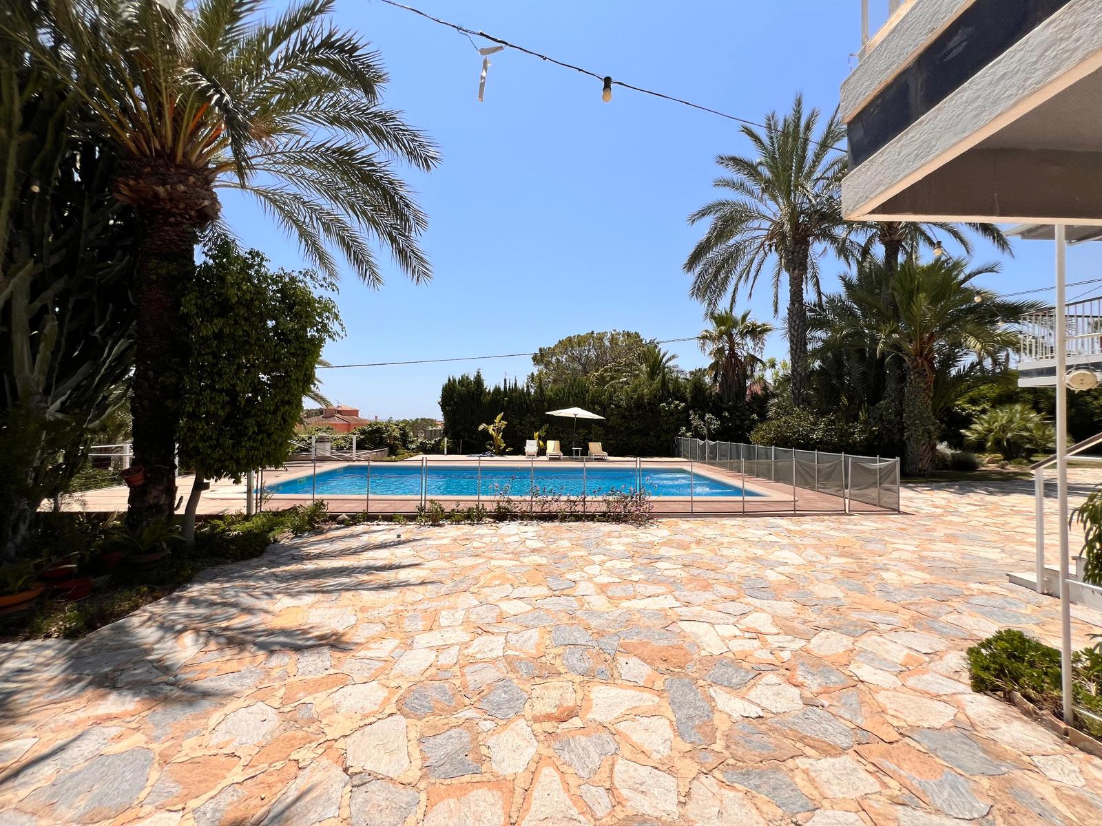 17540391418-9.jpg Country house with 8 bedrooms and 4 bathrooms in ELCHE | Ref: SCH-5250