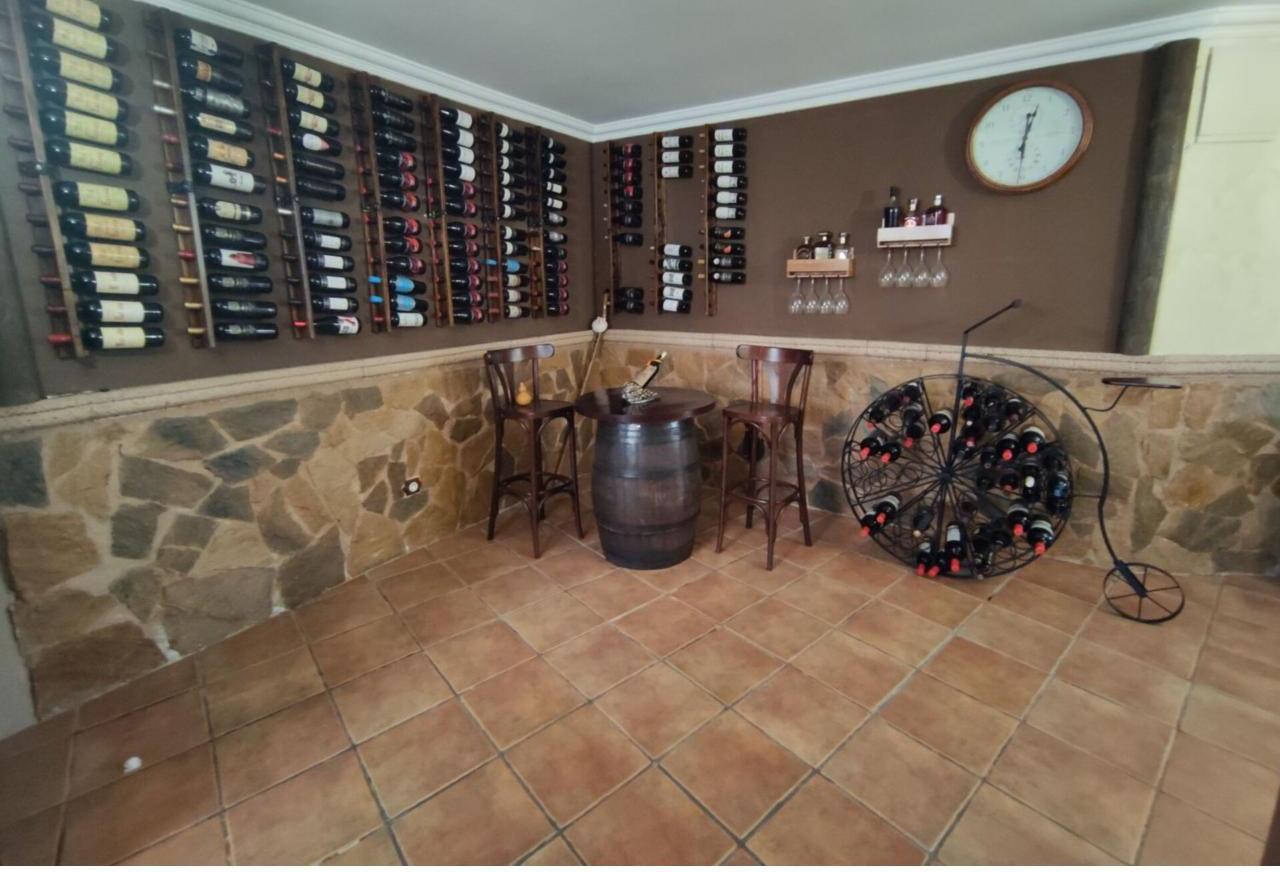 17570621039-9.jpg Country house with 5 bedrooms and 3 bathrooms in SAX | Ref: SCH-5261