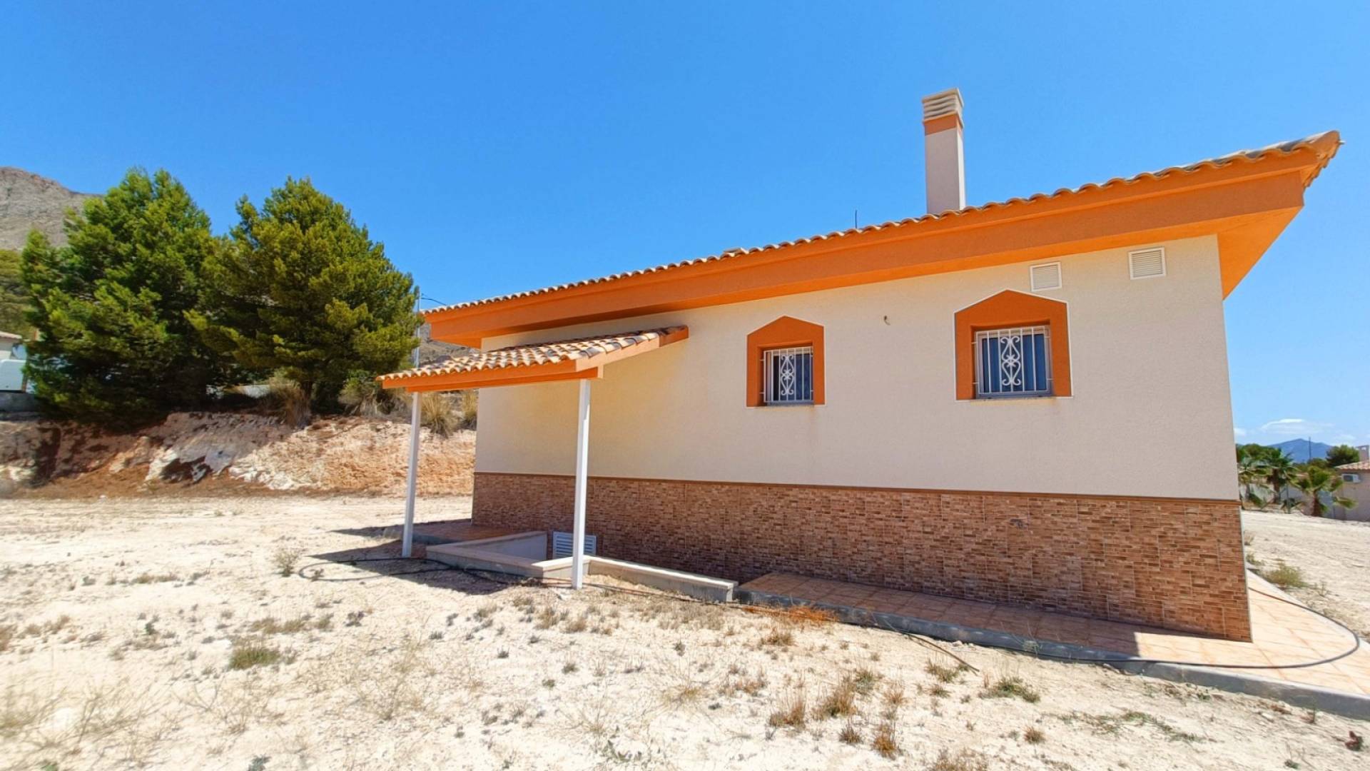 Country house with 3 bedrooms and 2 bathrooms in Macisvenda | Ref: SCH-5291