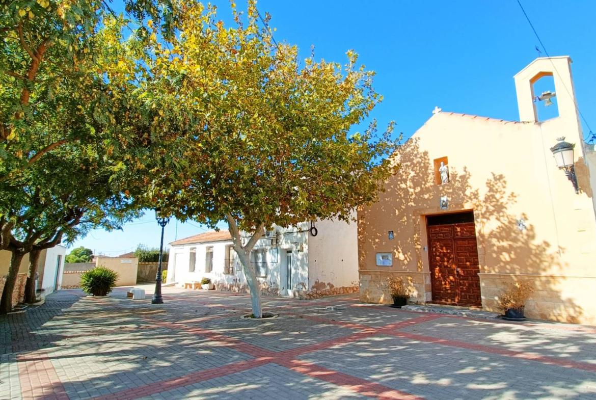 Country house with 3 bedrooms and 1 bathroom in barbarroja | Ref: SCH-5295
