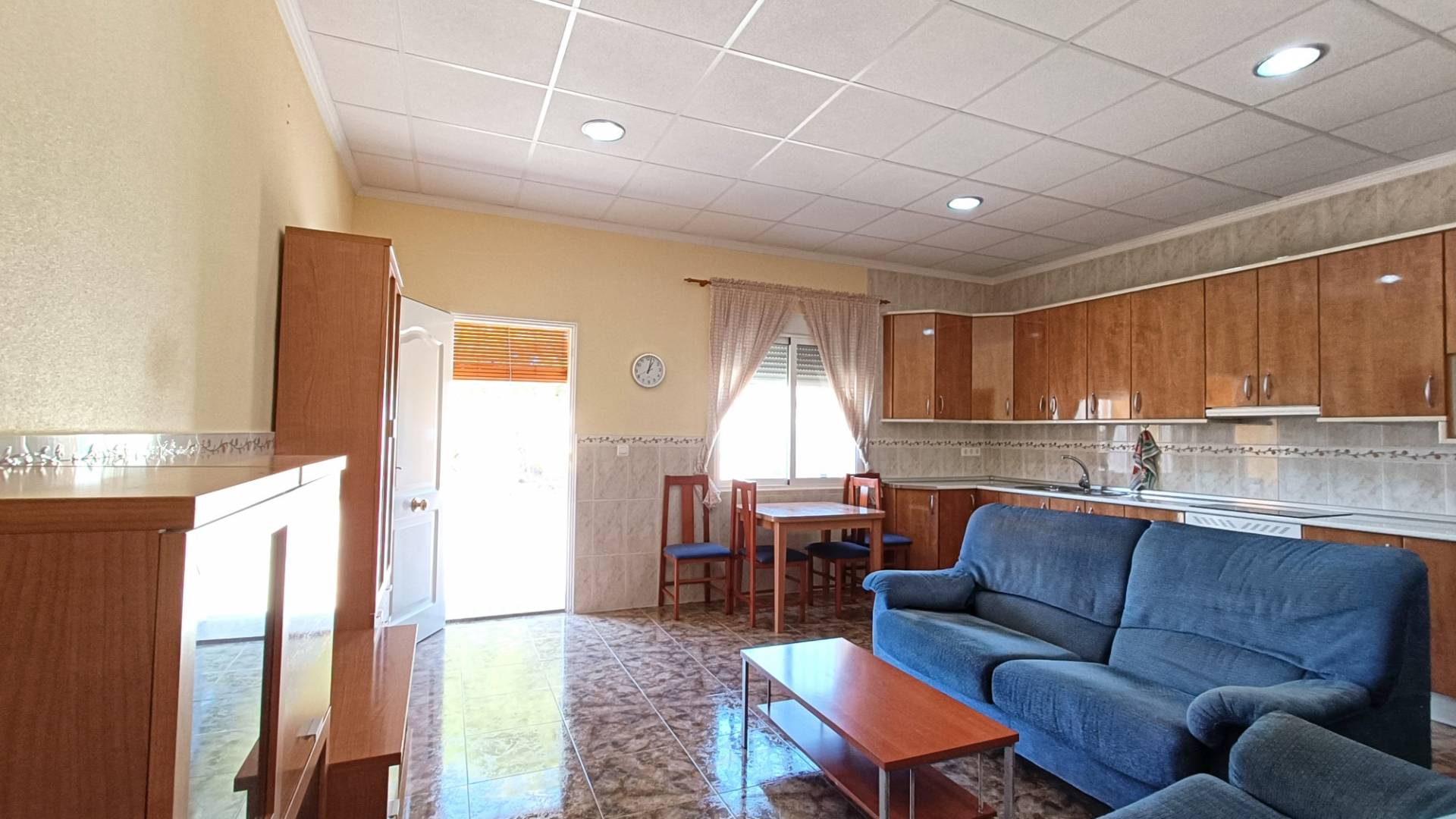 Country house with 3 bedrooms and 1 bathroom in barbarroja | Ref: SCH-5295