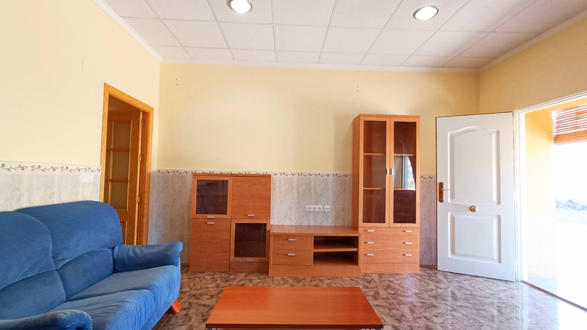 Country house with 3 bedrooms and 1 bathroom in barbarroja | Ref: SCH-5295