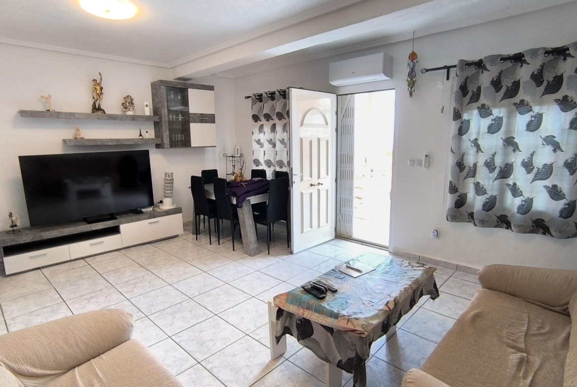 Townhouse with 3 bedrooms and 3 bathrooms in Ciudad Quesada | Ref: VA5245