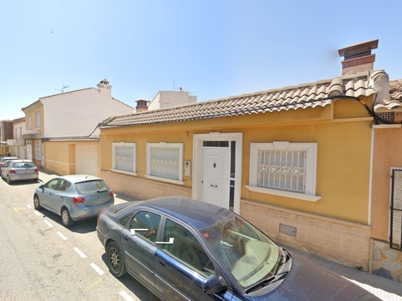 Townhouse with 1 bedroom and 1 bathroom in Los Montesinos | Ref: VA5322