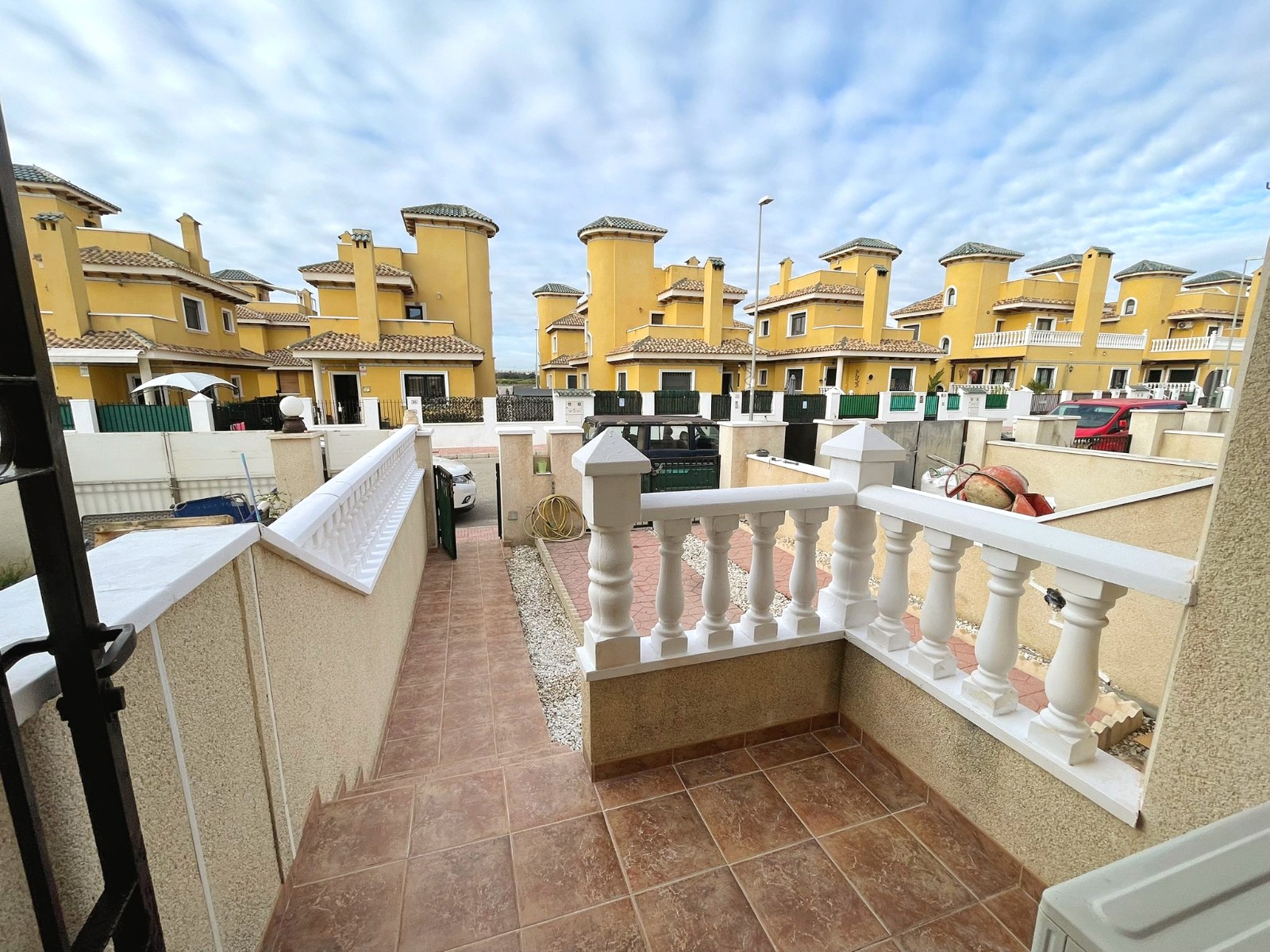 o_1jfaom5rd1dji10jb1n1s1v0lel52l.jpg Townhouse with 3 bedrooms and 2 bathrooms in Ciudad Quesada | Ref: VA5378
