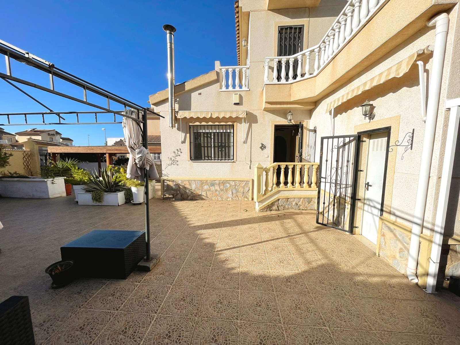 o_1jh0tof2m1n0a8v3q8028vs262o.jpg Detached villa with 3 bedrooms and 2 bathrooms in Ciudad Quesada | Ref: VA5384