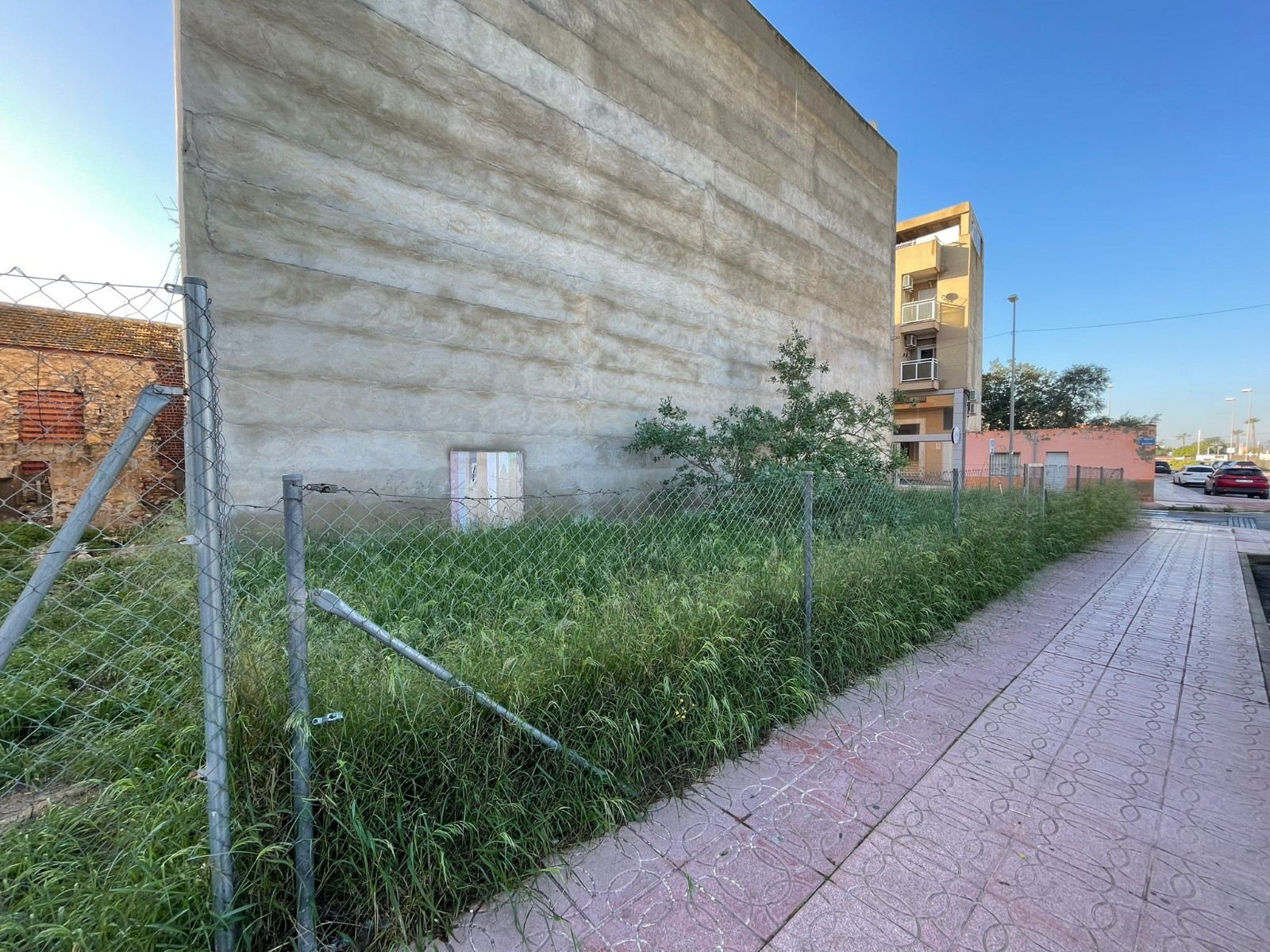Plot in Rojales