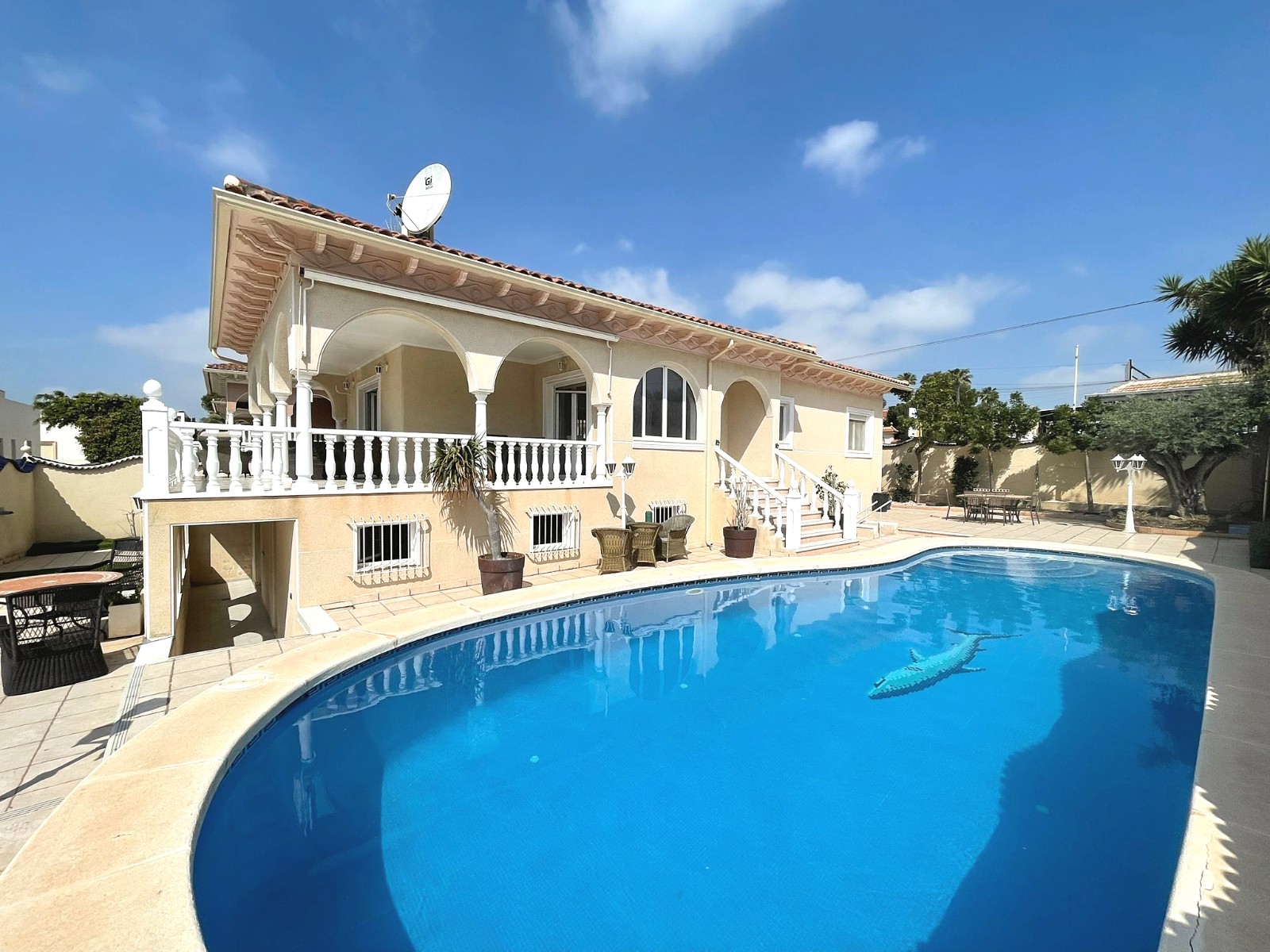 o_1jnf5jjvo1o5i1oto144413f119ct2d.jpg Detached villa with 4 bedrooms and 2 bathrooms in Ciudad Quesada | Ref: VA 5411