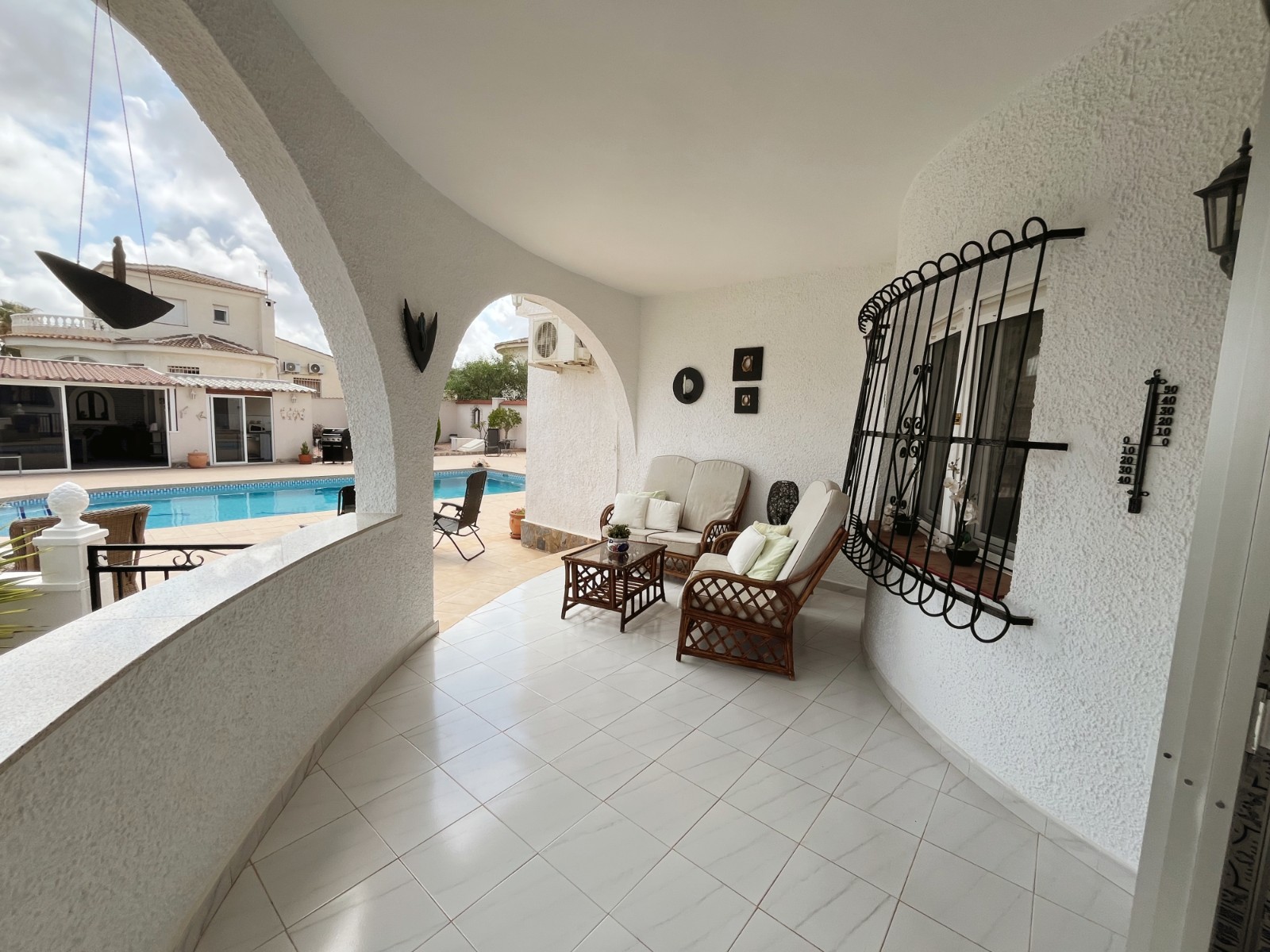 o_1jtfu2sb41s57o7v1tag1jelq9f42.jpg Detached villa with 4 bedrooms and 4 bathrooms in Ciudad Quesada | Ref: VA5435