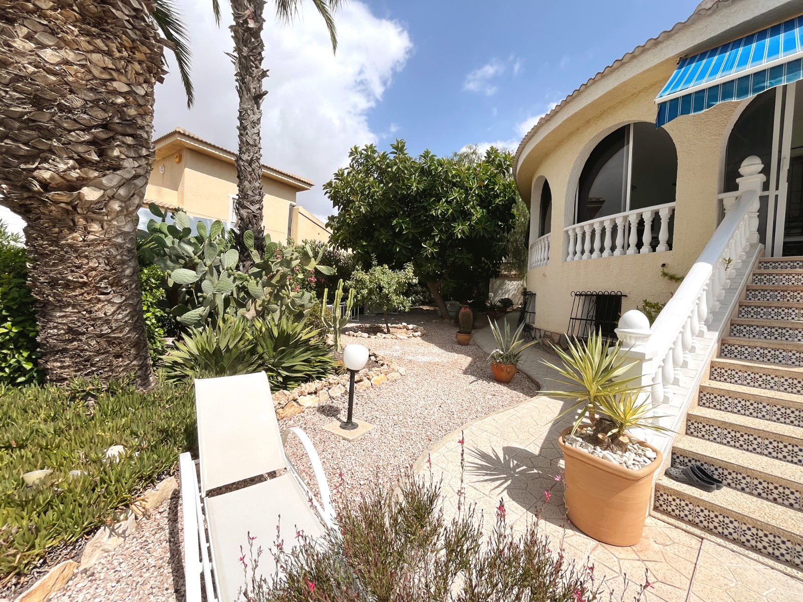 o_1jtiltjt99ab5nn8bdh9a1es430.jpg Detached villa with 6 bedrooms and 5 bathrooms in Ciudad Quesada | Ref: VA5443