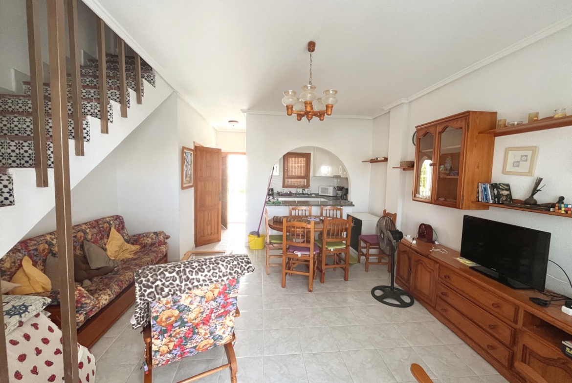Townhouse with 2 bedrooms and 1 bathroom in Ciudad Quesada | Ref: VA5445