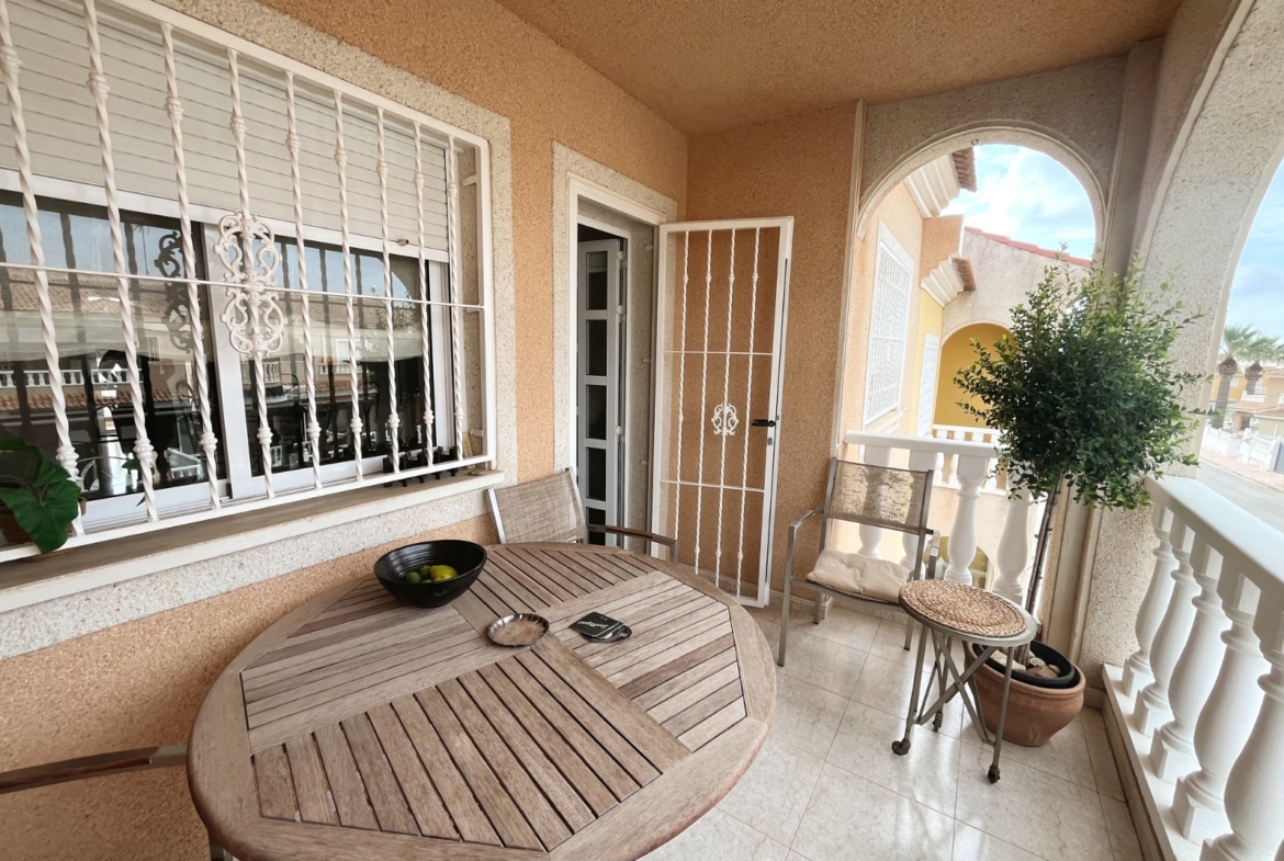Apartment with 2 bedrooms and 2 bathrooms in Ciudad Quesada | Ref: VA5472