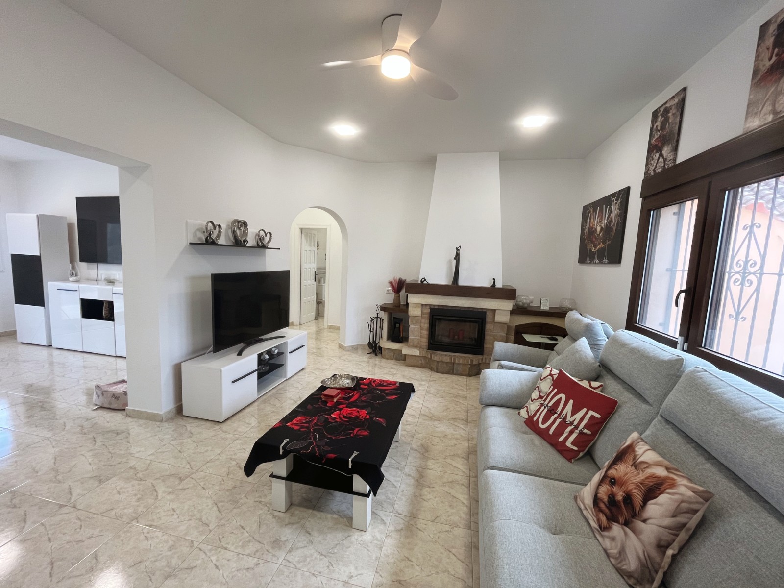 o_1k3u5o8lt1q4v1rbm1t8mr1d1imk42.jpg Villa with 3 bedrooms and 2 bathrooms in Daya Vieja | Ref: VA5458