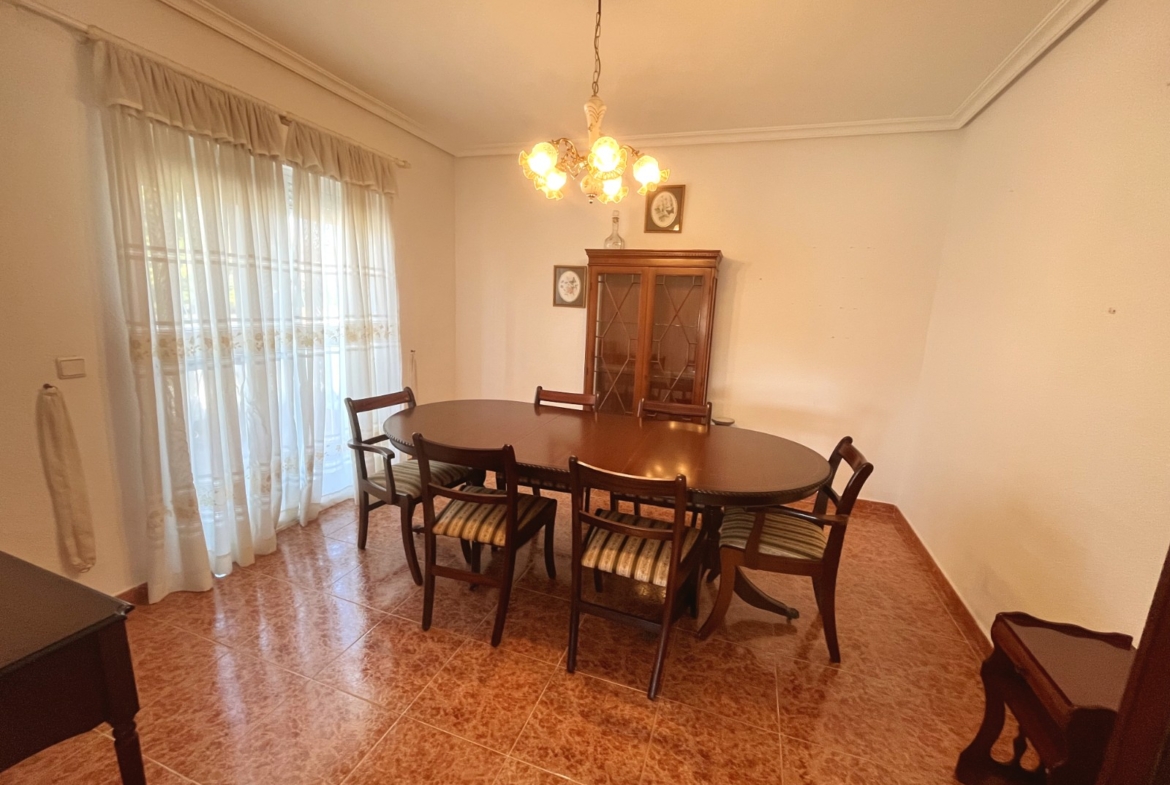 Detached villa with 4 bedrooms and 3 bathrooms in Ciudad Quesada | Ref: VA5469
